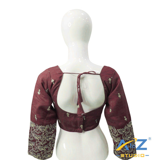 👚 Choosing Blouse Styles That Flatter Body Type