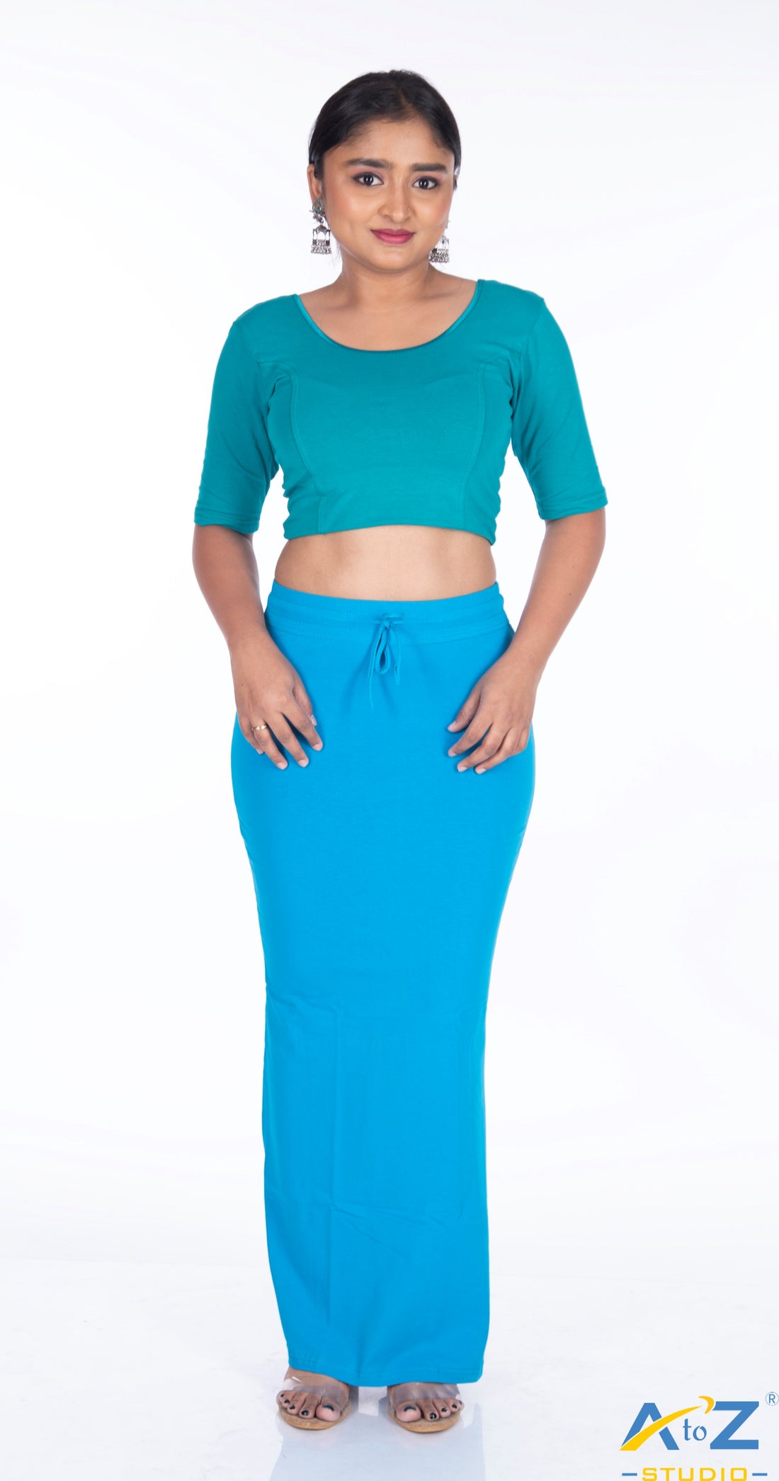“Shapewear vs. Petticoat: What’s Best for Your Saree?”