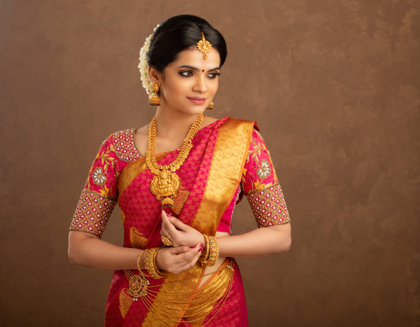 Saree Styling Tips for Petite Women