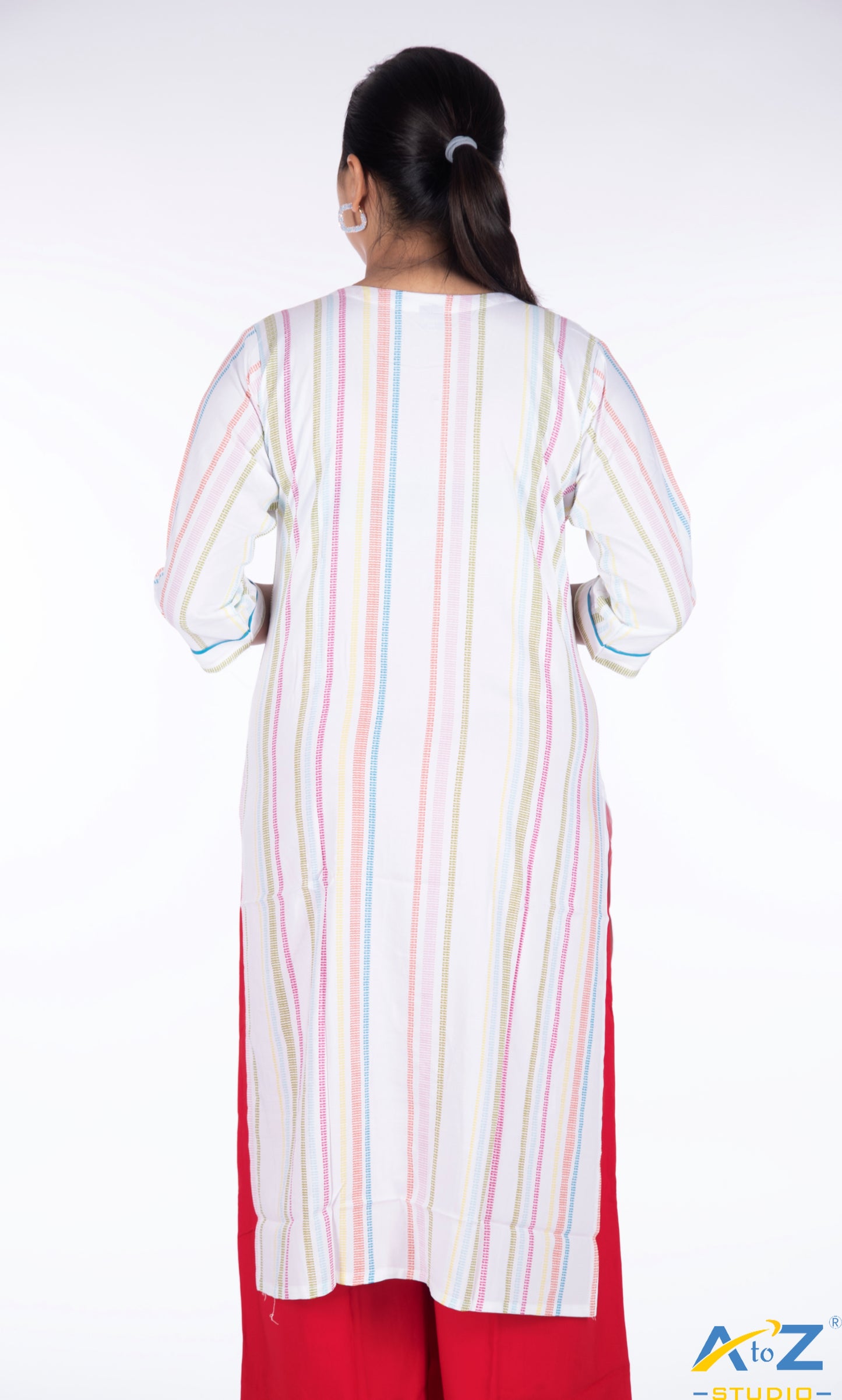 Simple White Kurti – The Standard of Elegance